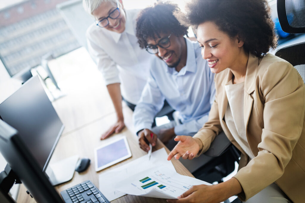 What's the difference between a leasing agent and a property manager in Menifee, CA.
